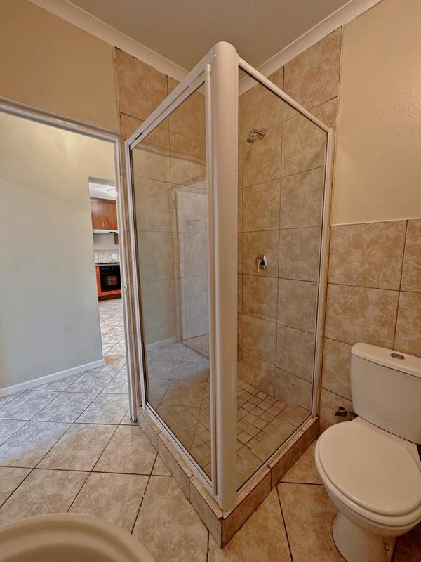 2 Bedroom Property for Sale in Whispering Pines Western Cape